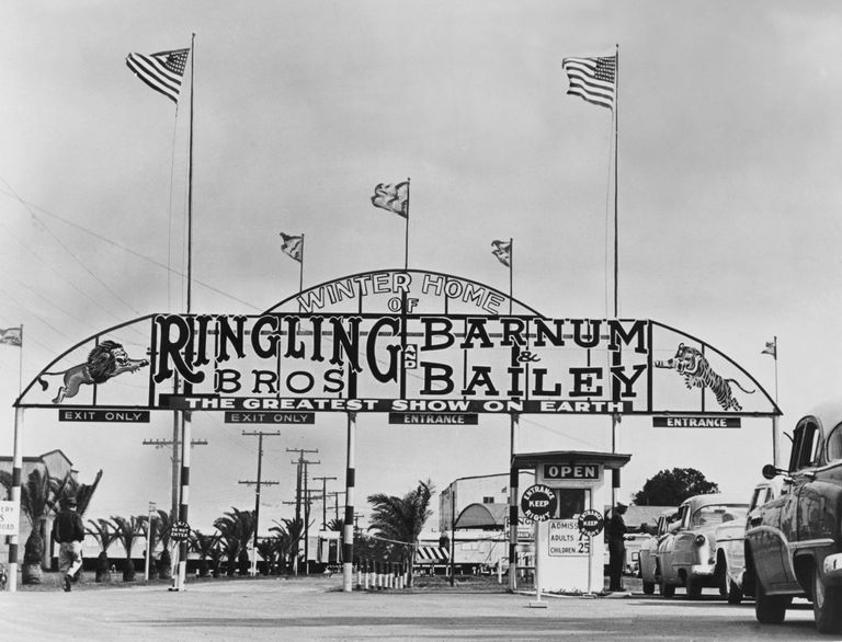 https://www.gettyimages.com/detail/news-photo/the-entrance-to-the-winter-quarters-of-the-ringling-bros-news-photo/719756029