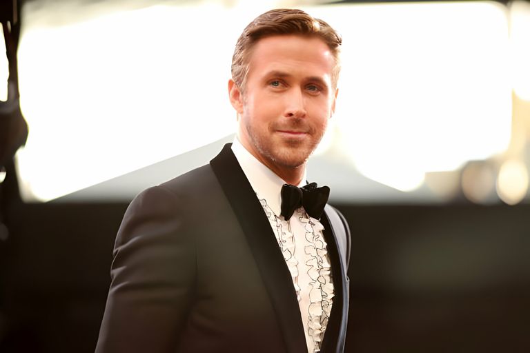 https://www.gettyimages.co.uk/detail/news-photo/actor-ryan-gosling-attends-the-89th-annual-academy-awards-news-photo/645650582
