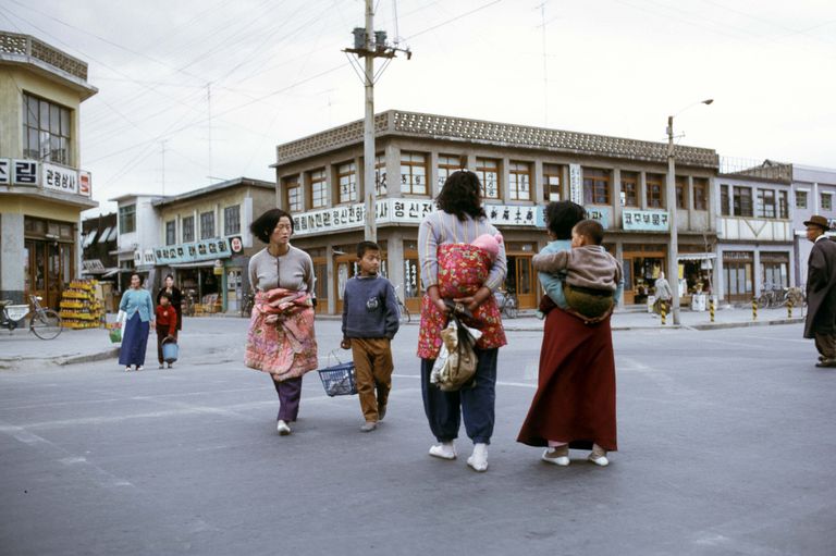 https://www.gettyimages.co.uk/detail/news-photo/kyongju-scene-of-street-march-1973-news-photo/56205275