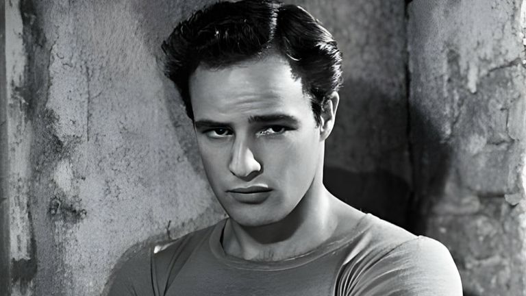 https://www.gettyimages.co.uk/detail/news-photo/marlon-brando-in-character-as-stanley-kowalski-from-news-photo/515301294