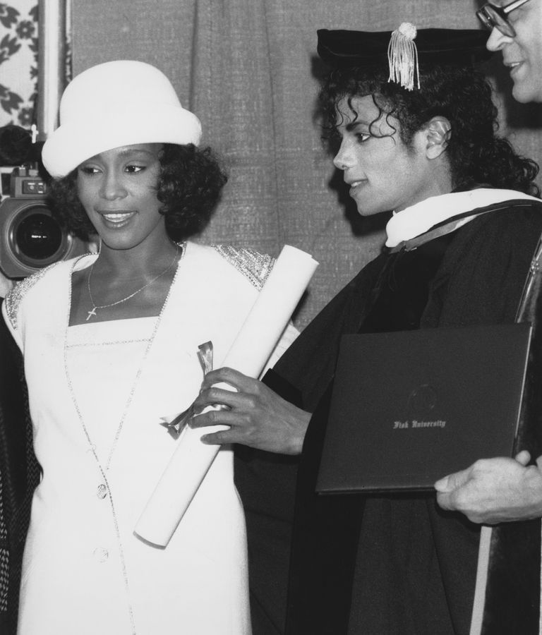 https://www.gettyimages.com/detail/news-photo/american-singer-whitney-houston-with-michael-jackson-at-the-news-photo/138972013