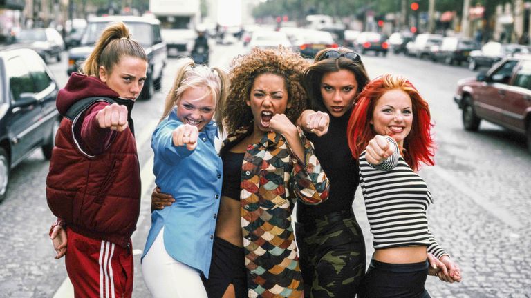 https://www.gettyimages.com/detail/news-photo/english-pop-group-the-spice-girls-paris-september-1996-left-news-photo/103452136