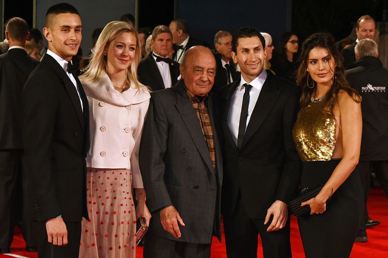 https://www.gettyimages.com/detail/news-photo/omar-al-fayed-guest-mohamed-al-fayed-karim-al-fayed-and-news-photo/494355020