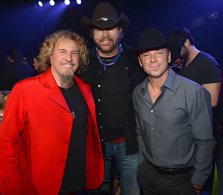 https://www.gettyimages.co.uk/detail/news-photo/sammy-hagar-toby-keith-and-kenny-chesney-pose-backstage-news-photo/158015593