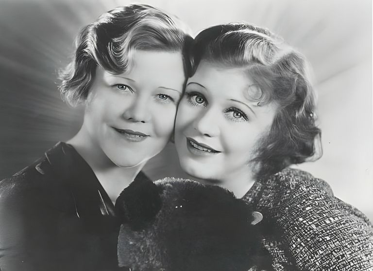 https://www.gettyimages.co.uk/detail/news-photo/mrs-lela-rogers-with-daughter-actress-ginger-rogers-news-photo/517436278