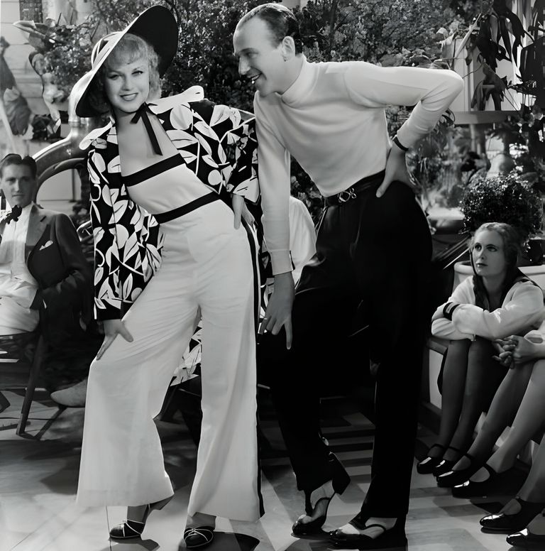 https://www.gettyimages.co.uk/detail/news-photo/ginger-rogers-and-fred-astaire-pairing-together-in-a-scene-news-photo/156472572