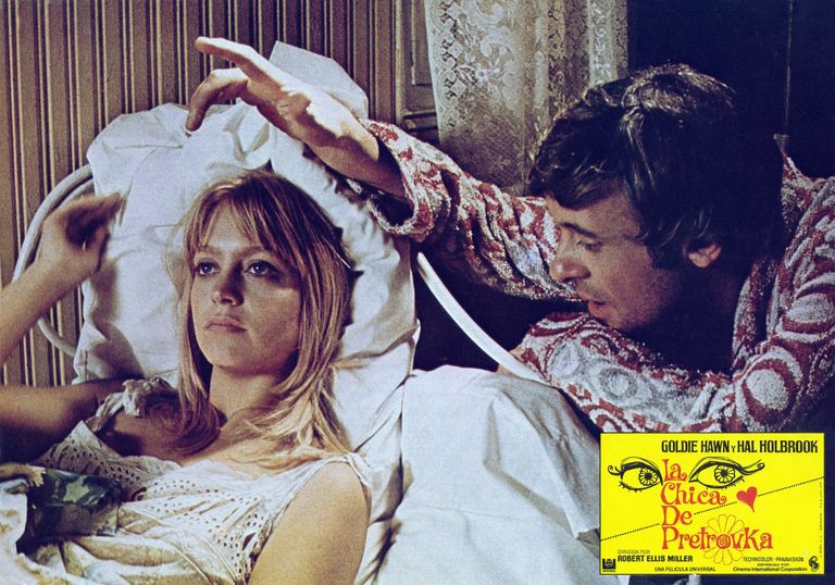 https://www.gettyimages.co.uk/detail/news-photo/the-girl-from-petrovka-lobbycard-from-left-goldie-hawn-news-photo/1137085350