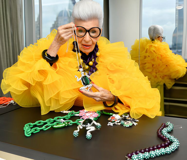 https://www.gettyimages.co.uk/detail/news-photo/iris-apfel-sits-for-a-portrait-during-her-100th-birthday-news-photo/1339367981