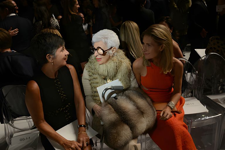 https://www.gettyimages.co.uk/detail/news-photo/designer-iris-apfel-attends-the-day-4-mercedes-benz-fashion-news-photo/180092663