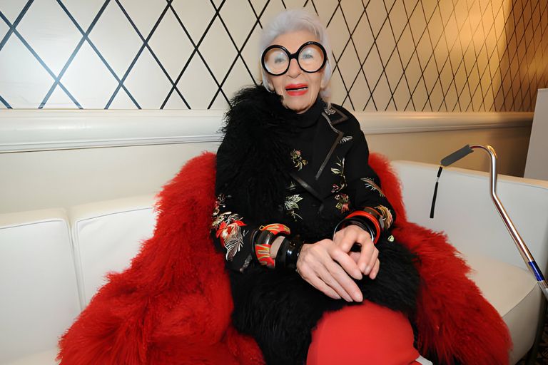 https://www.gettyimages.co.uk/detail/news-photo/designer-iris-apfel-attends-the-hsn-fashion-week-lounge-at-news-photo/468402527
