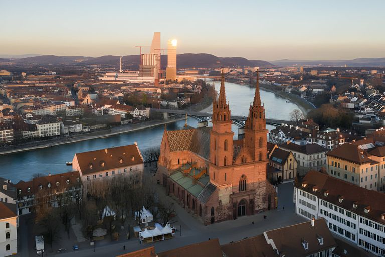https://www.gettyimages.co.uk/detail/photo/aerial-view-of-the-basel-medieval-old-town-in-royalty-free-image/1379406764?phrase=Basel%2C+Switzerland