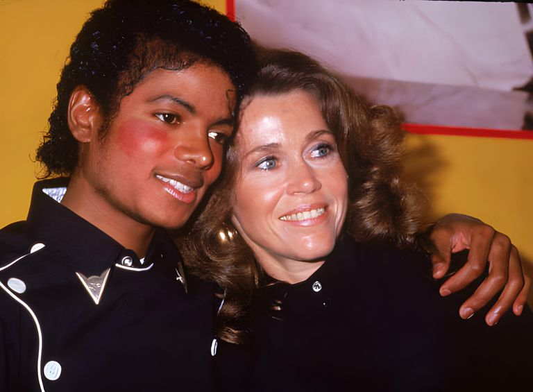 https://www.gettyimages.co.uk/detail/news-photo/american-pop-singer-michael-jackson-and-american-actress-news-photo/50961968