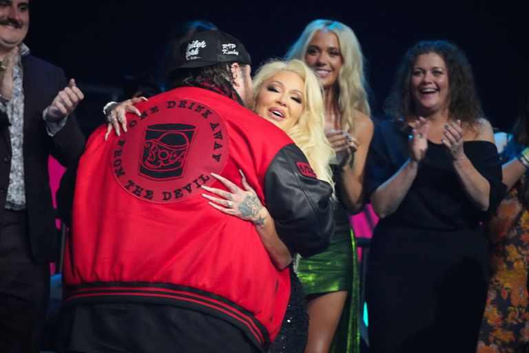 https://www.gettyimages.co.uk/detail/news-photo/jelly-roll-and-bunnie-xo-attend-the-2023-cmt-music-awards-news-photo/1479236365