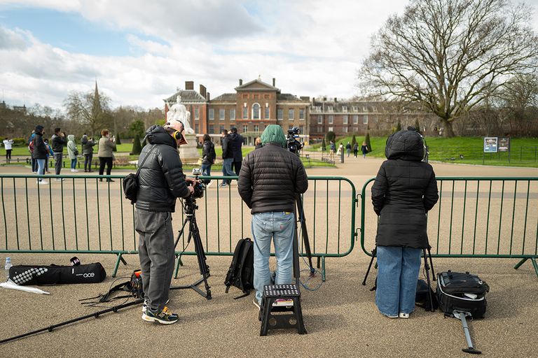 https://www.gettyimages.com/detail/news-photo/small-group-of-media-stand-in-a-fenced-area-outside-news-photo/2106438727