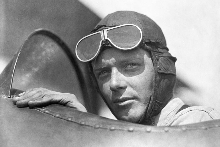 https://www.gettyimages.com/detail/news-photo/charles-lindbergh-wearing-helmet-with-goggles-up-in-an-open-news-photo/483880419