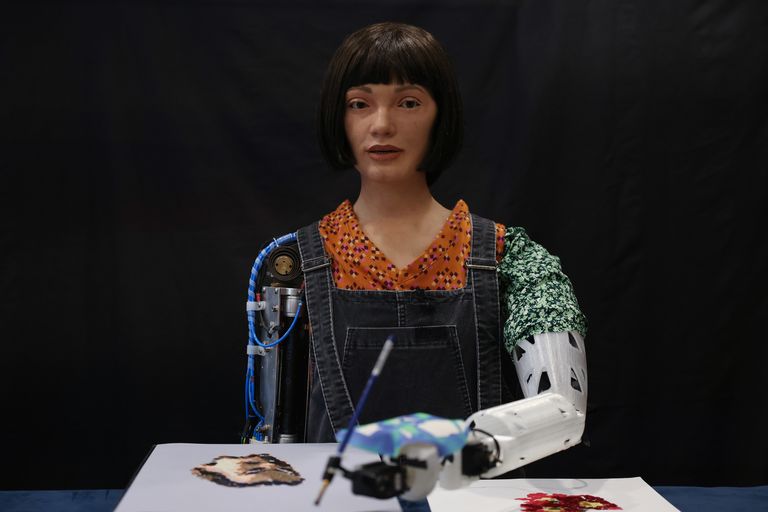 https://www.gettyimages.co.uk/detail/news-photo/ai-da-robot-an-ultra-realistic-humanoid-robot-artist-paints-news-photo/1239742859