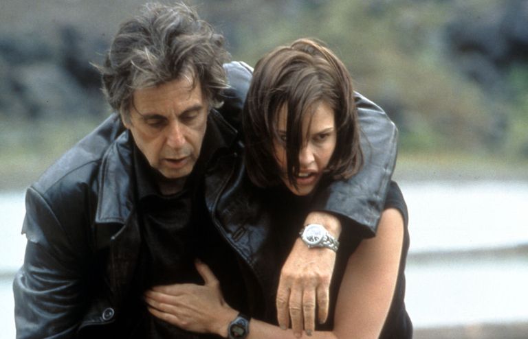 https://www.gettyimages.co.uk/detail/news-photo/al-pacino-is-carried-by-hilary-swank-in-a-scene-from-the-news-photo/168582825