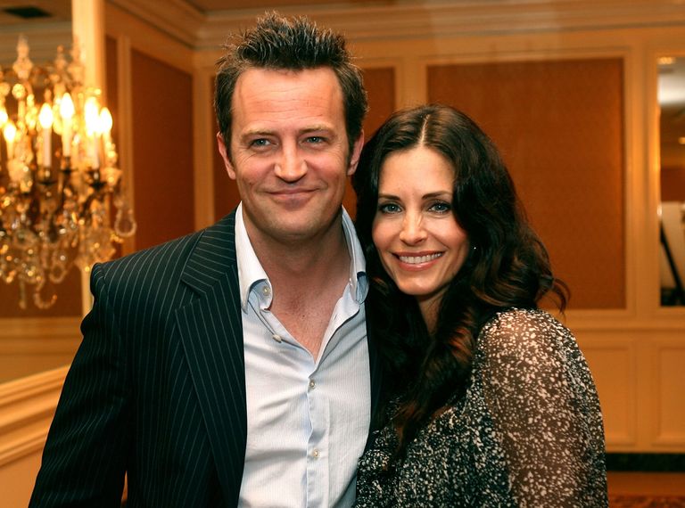 https://www.gettyimages.com/detail/news-photo/actor-matthew-perry-and-actress-courteney-cox-arquette-news-photo/57579118