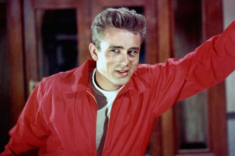 https://www.gettyimages.co.uk/detail/news-photo/actor-james-dean-poses-for-a-warner-bros-publicity-shot-for-news-photo/74259006?adppopup=true