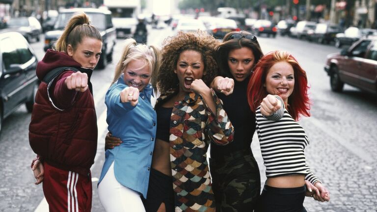 https://www.gettyimages.co.uk/detail/news-photo/english-pop-group-the-spice-girls-paris-september-1996-left-news-photo/103452136